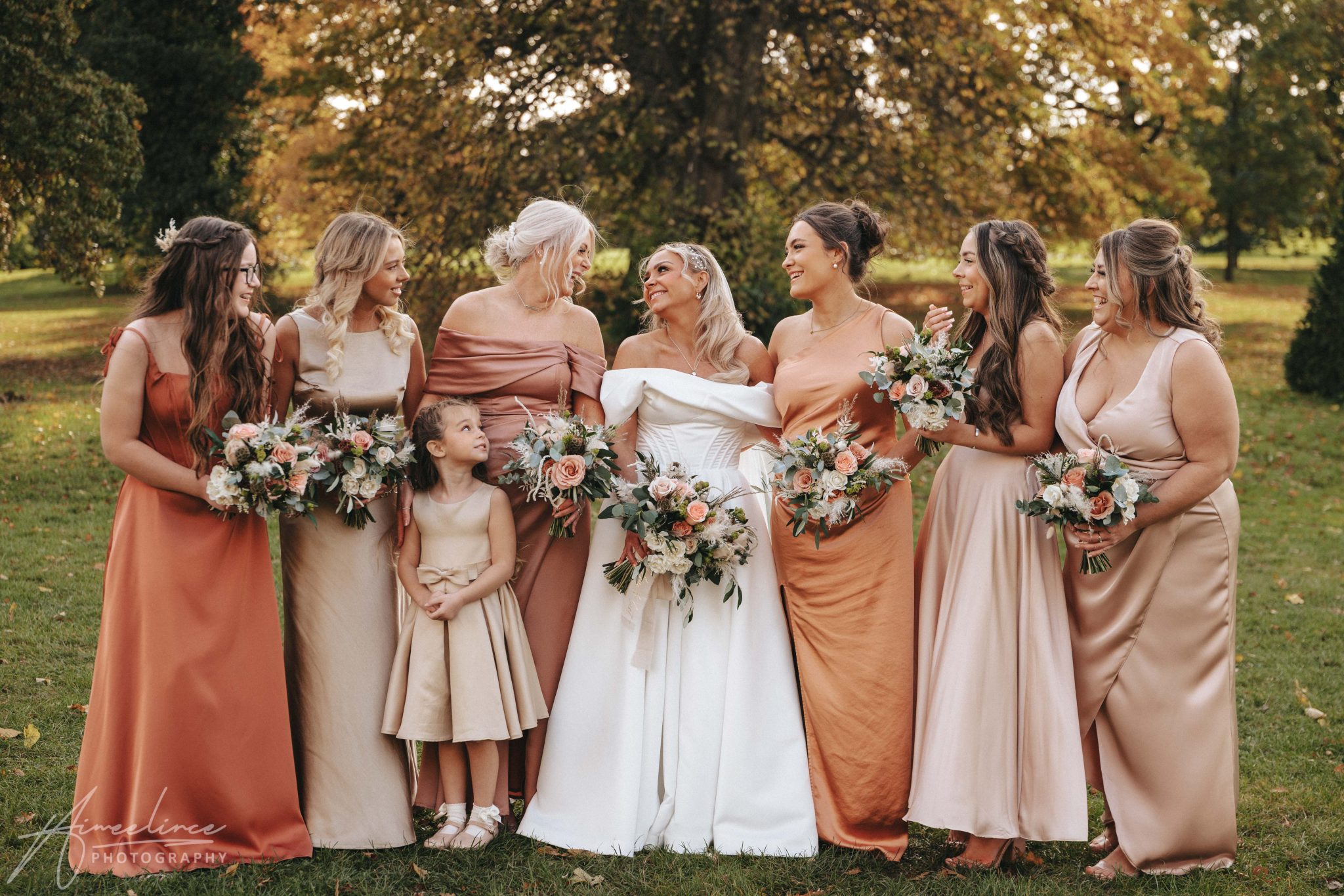 5 Lisa Mike Hurst © Aimee Lince Photography 18 10 24 27 2048x1365