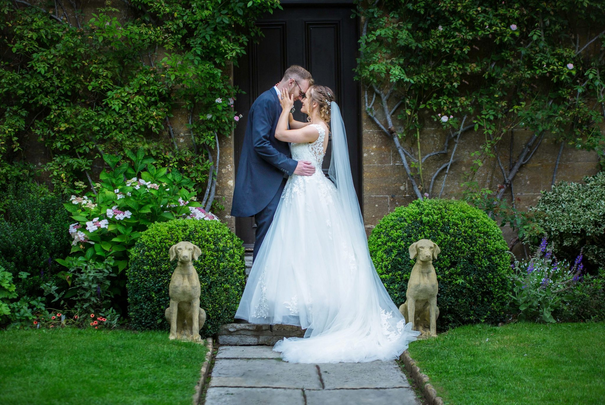 Sammi and Tom at Haselbury Mill 1 2048x1370